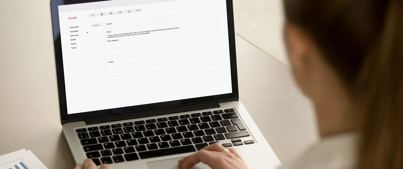 E-mailing Outlook
